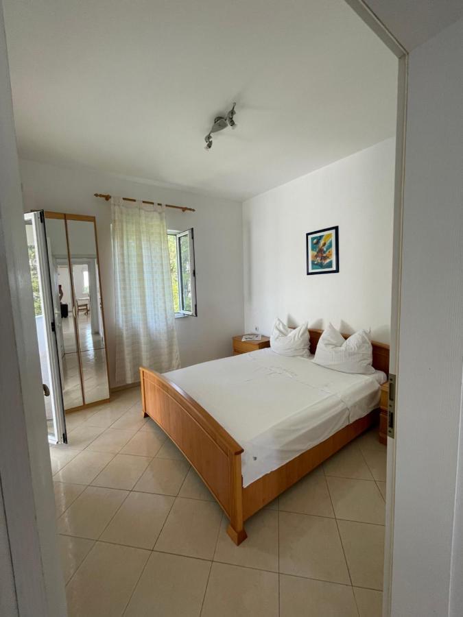 Apartments Rozela Ulcinj Buitenkant foto