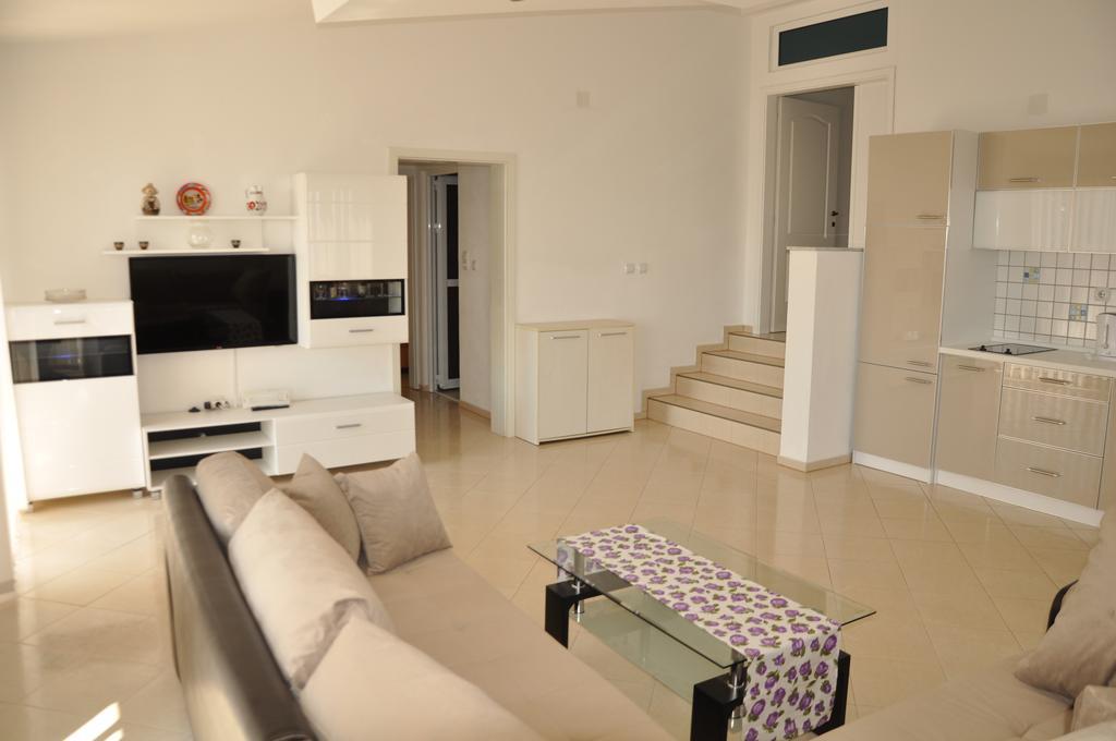 Apartments Rozela Ulcinj Kamer foto